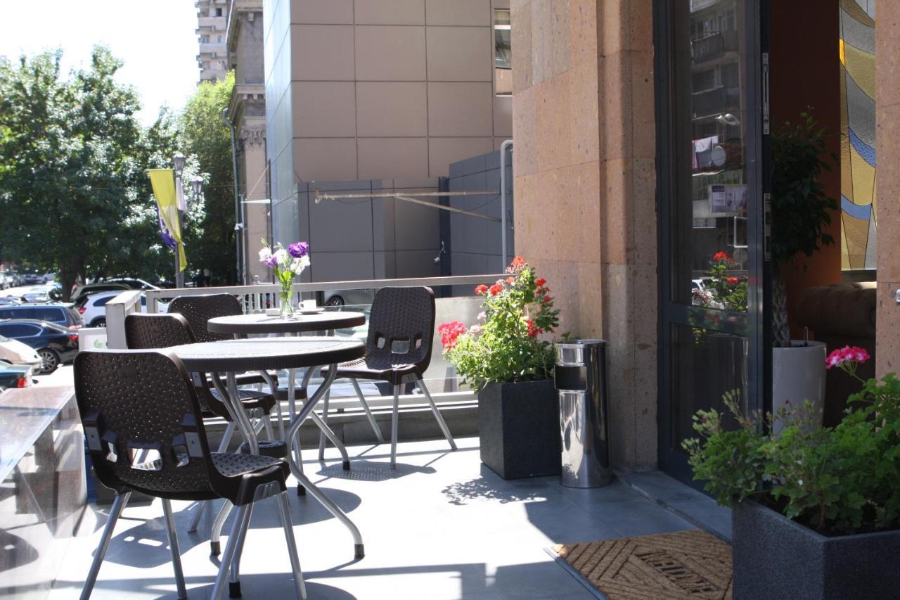 Bonjour Boutique Hotel Erywań Zewnętrze zdjęcie