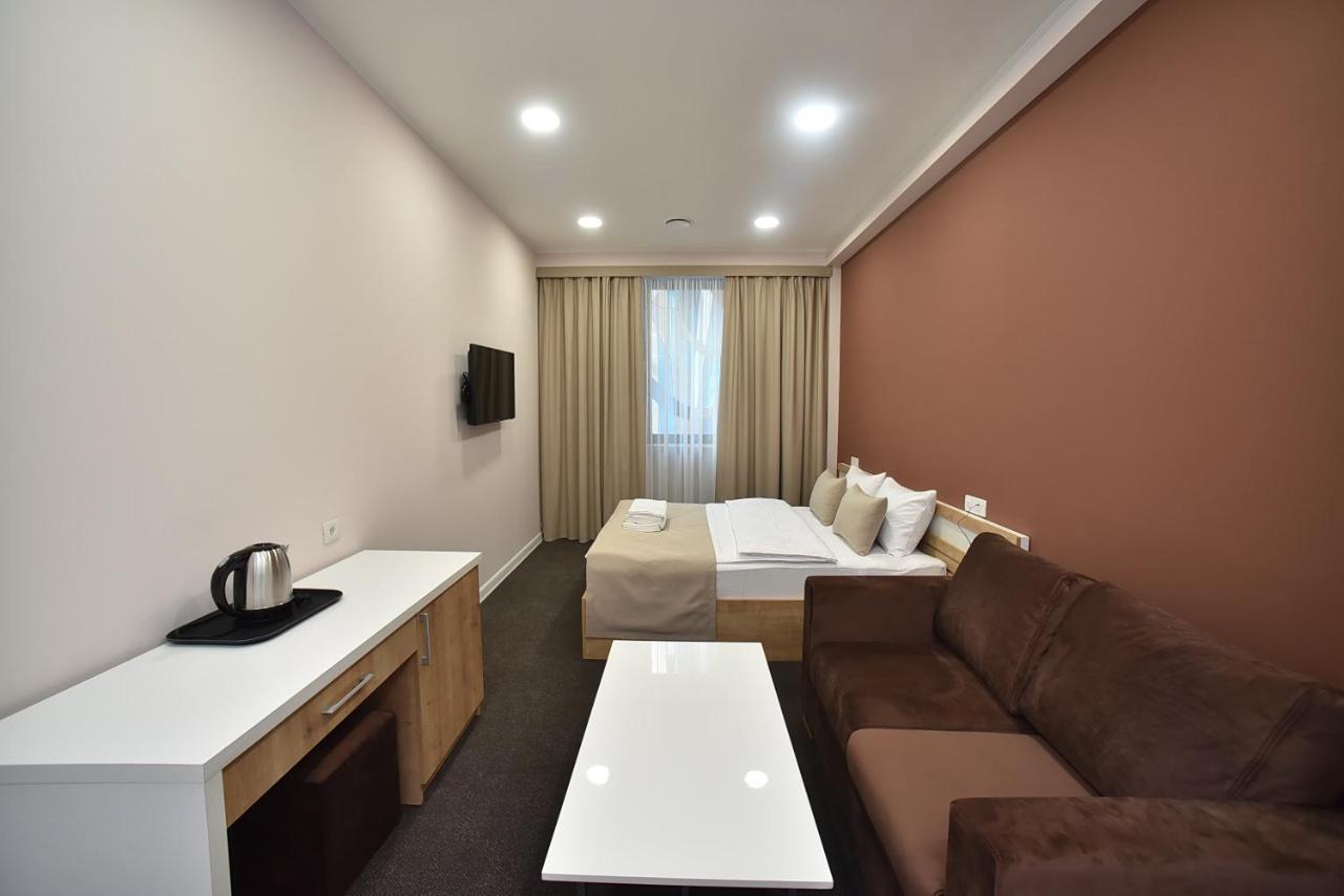 Bonjour Boutique Hotel Erywań Zewnętrze zdjęcie