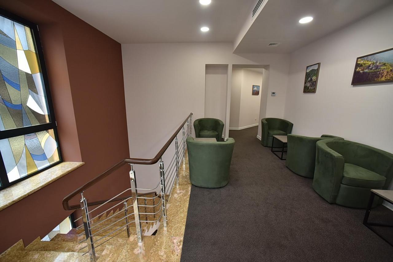 Bonjour Boutique Hotel Erywań Zewnętrze zdjęcie